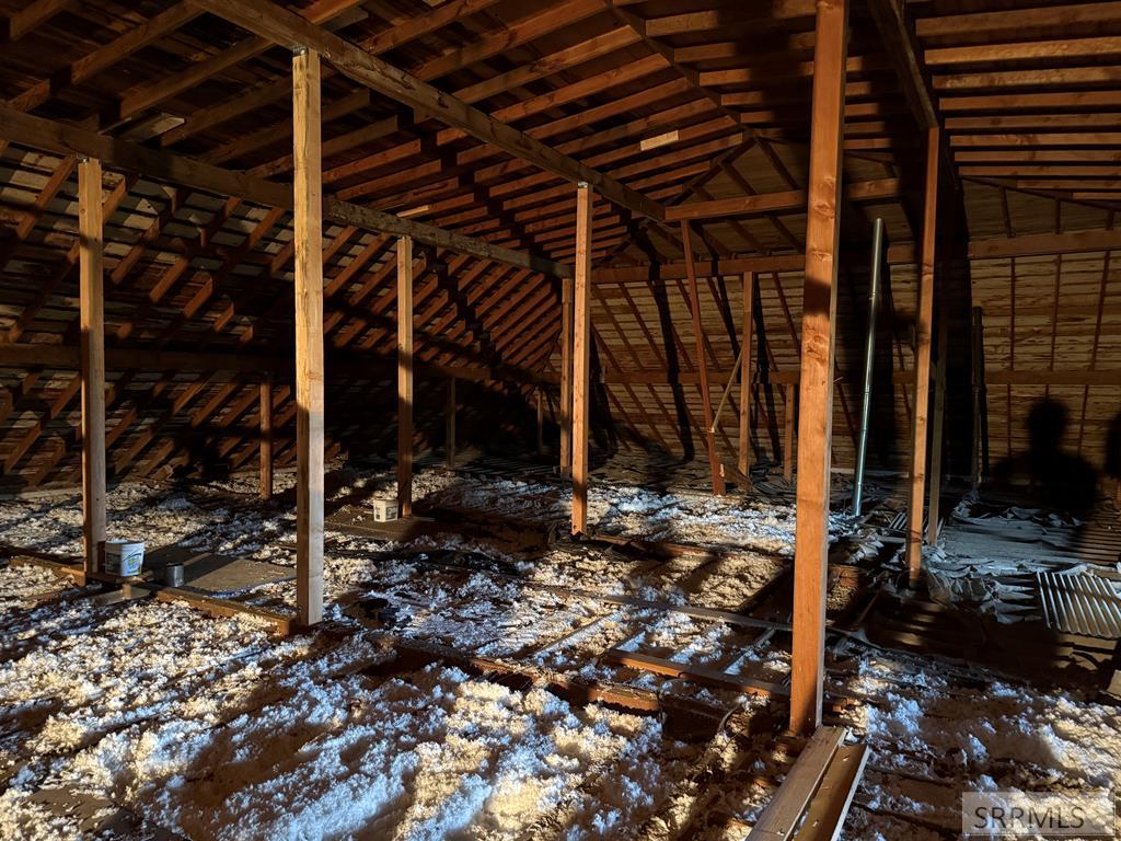 1052 E 129 N Property Photo 59