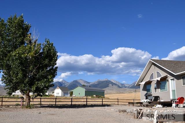22 Sagebrush Avenue Property Photo 4