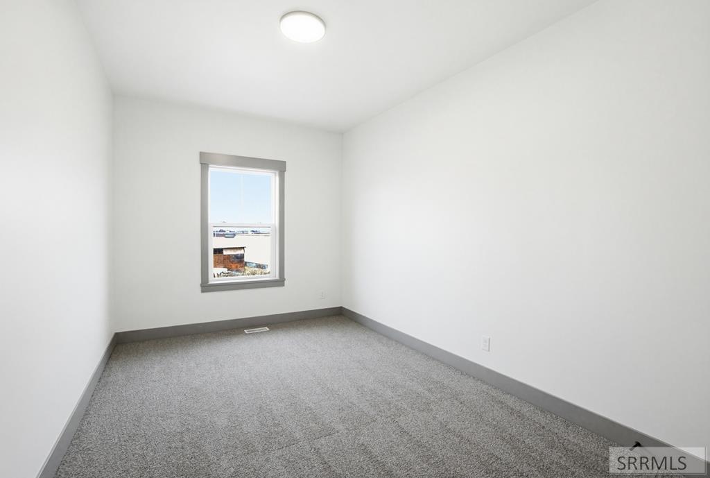 4979 N Beach Dr Property Photo 30