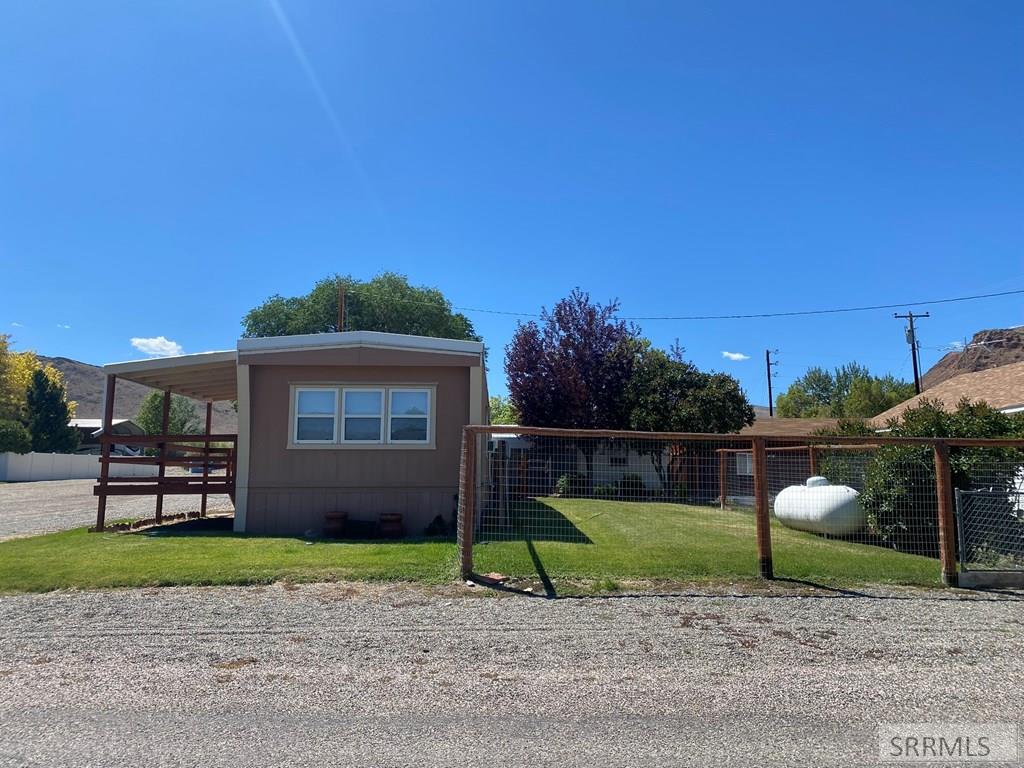 120 E Valley Avenue Property Photo 3