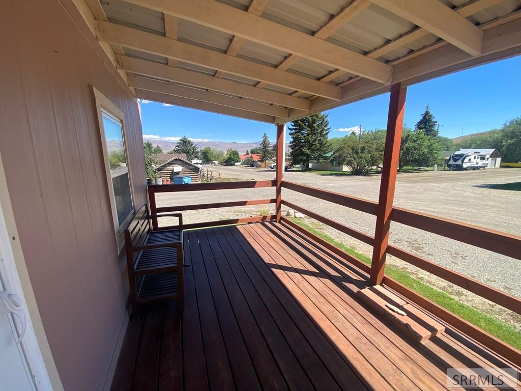 120 E Valley Avenue Property Photo 20