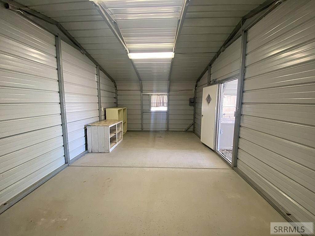120 E Valley Avenue Property Photo 27