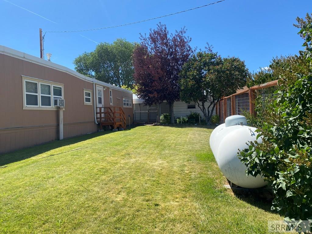 120 E Valley Avenue Property Photo 34