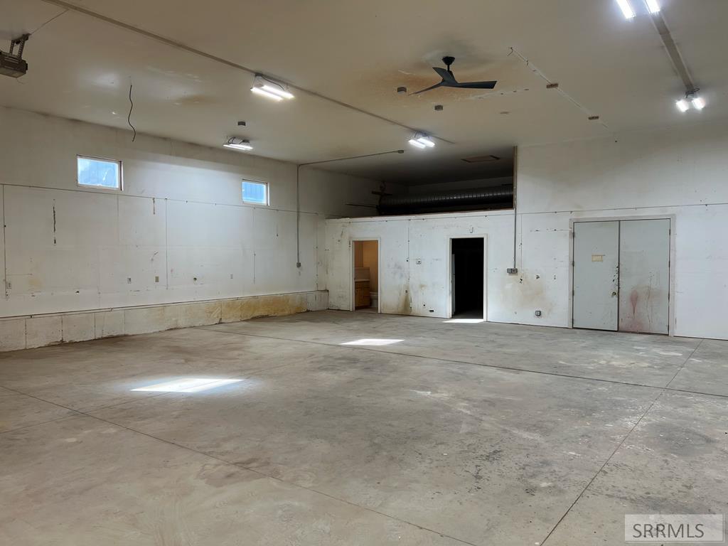2741 S 2000 W Property Photo 9