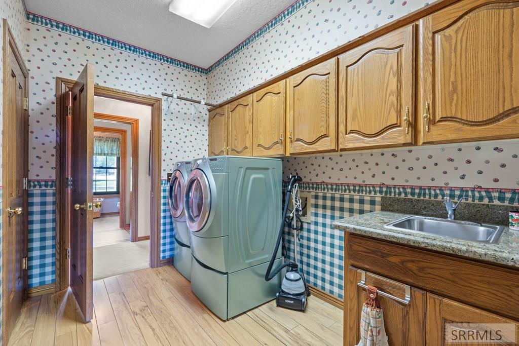 2120 N 6000 W Property Photo 36