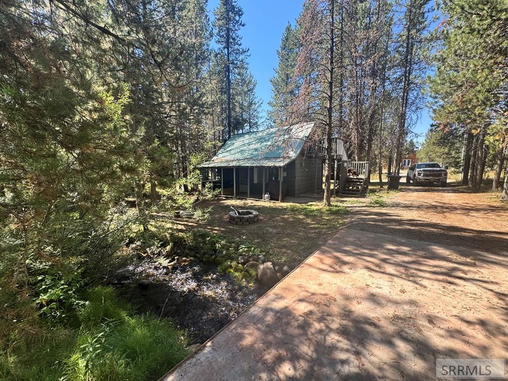 4084 Winchester Road Property Photo 1