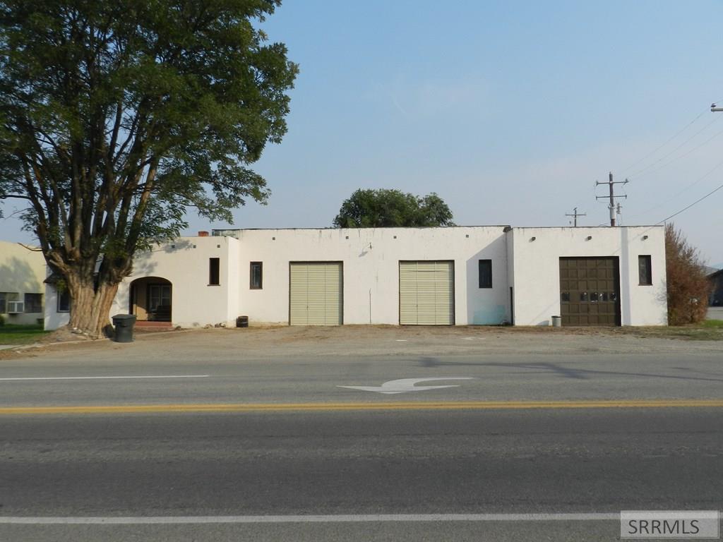 104 S Challis Street Property Photo 2