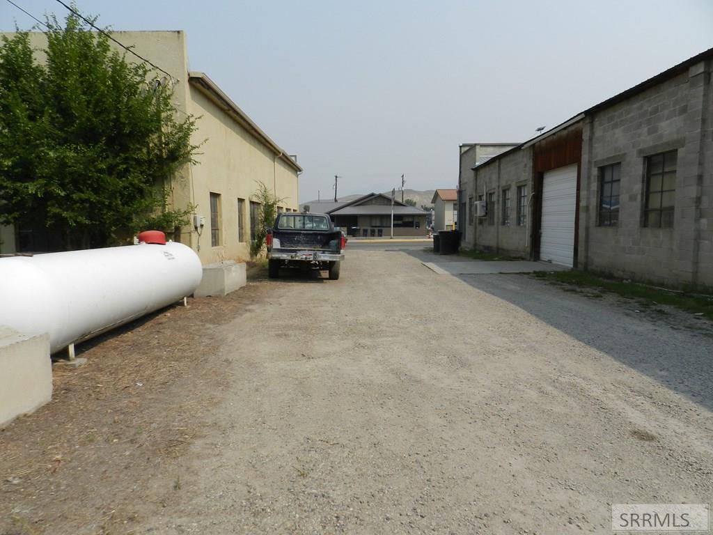 104 S Challis Street Property Photo 11
