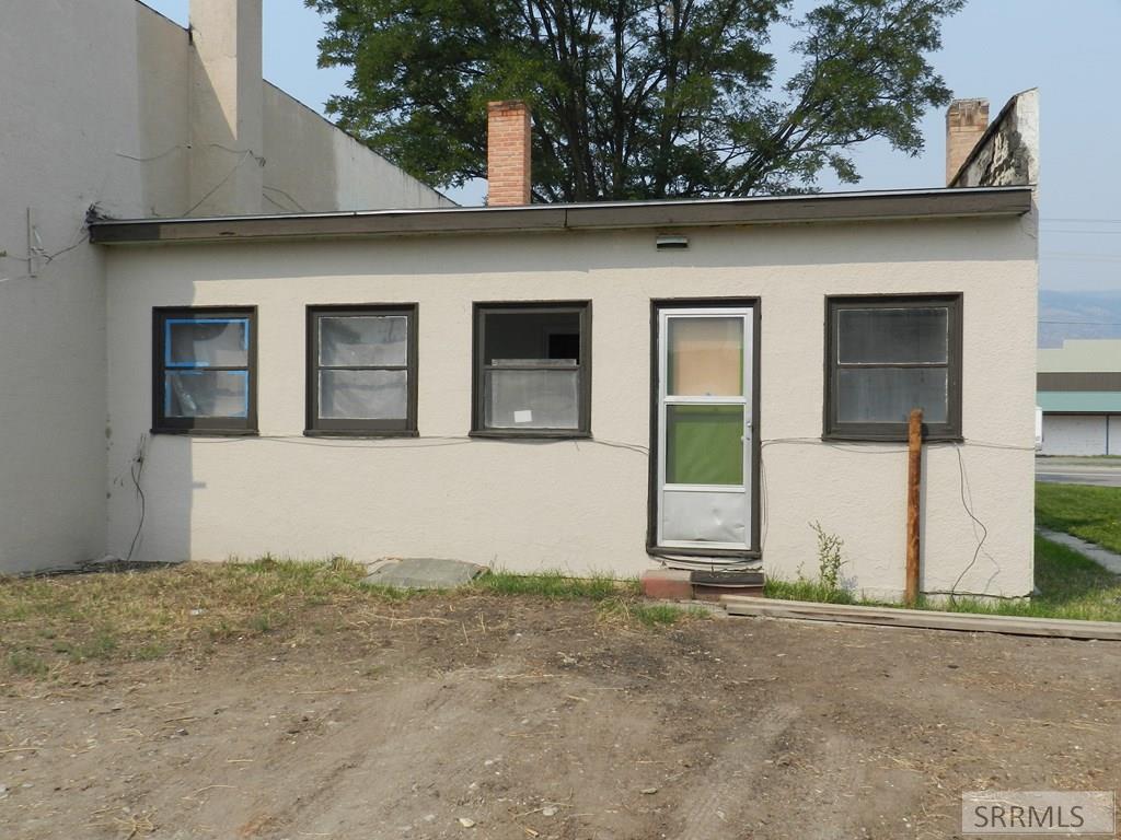 104 S Challis Street Property Photo 13