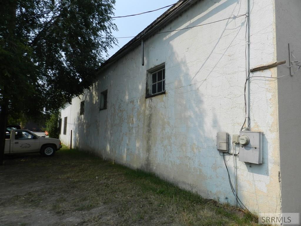 104 S Challis Street Property Photo 14