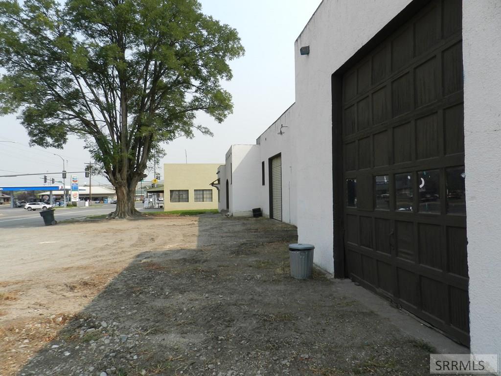 104 S Challis Street Property Photo 18