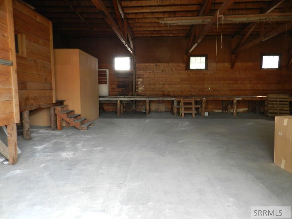 104 S Challis Street Property Photo 20