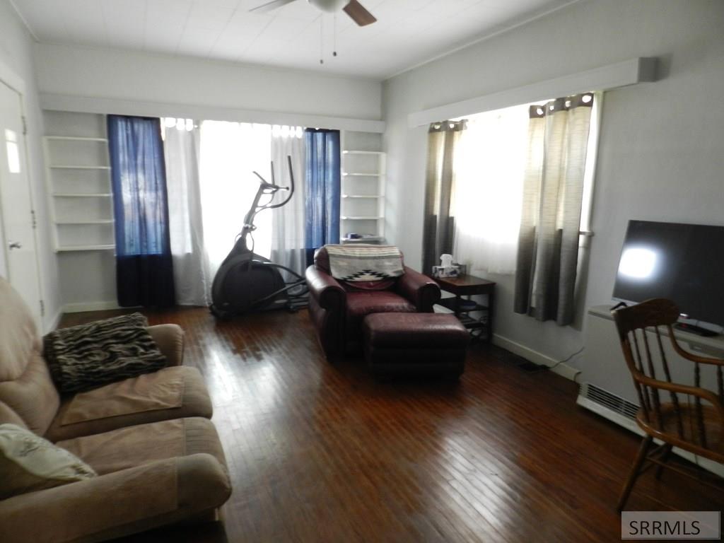 104 S Challis Street Property Photo 51
