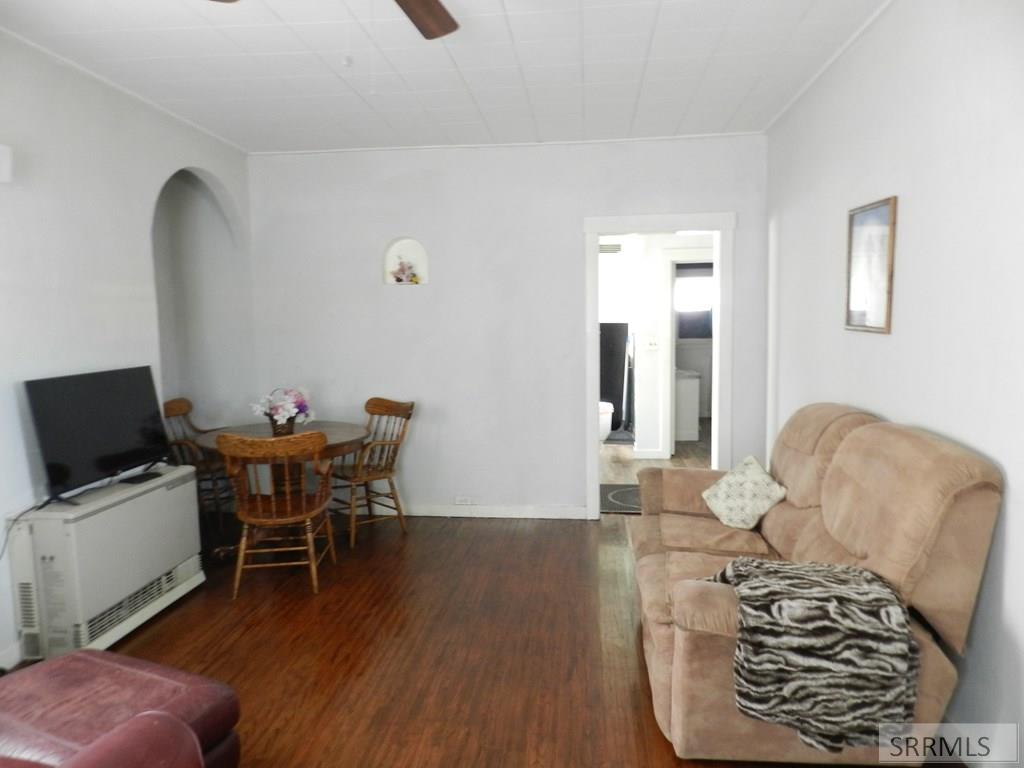 104 S Challis Street Property Photo 53