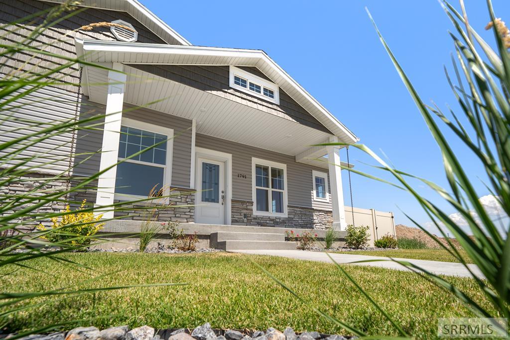 1791 Prosperity Lane Property Photo 4