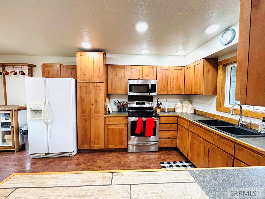 1307 Taft Avenue Property Photo 7