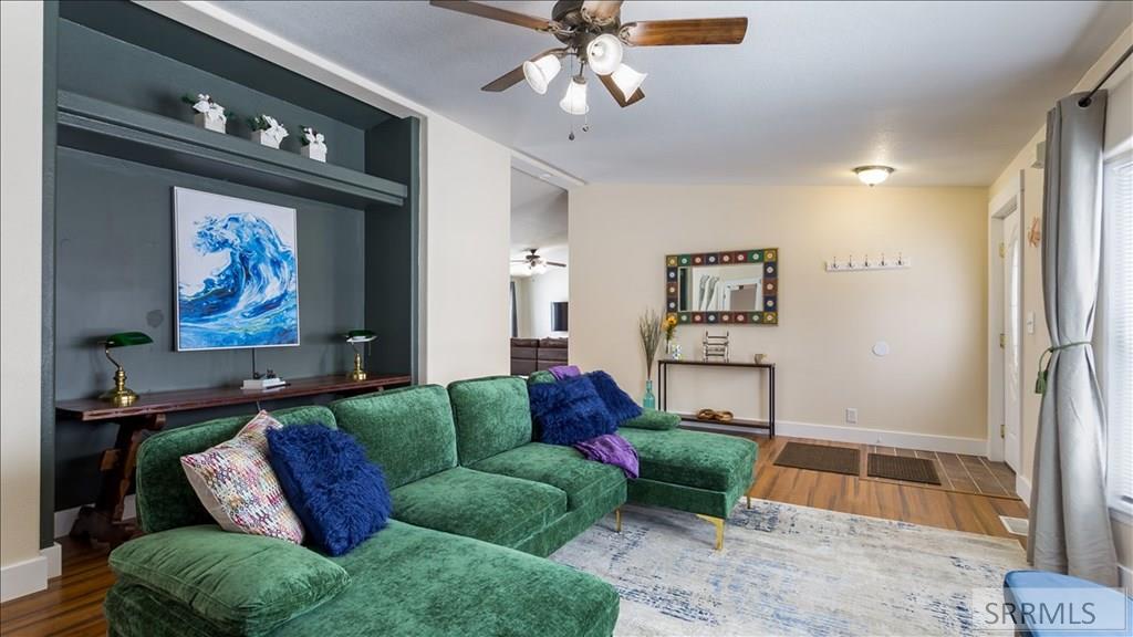 624 Easy Street Property Photo 14