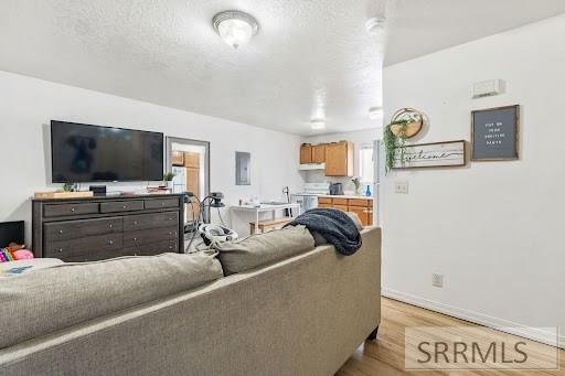 35 W 2nd N Property Photo 12