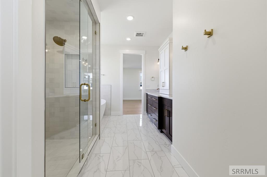 609 Hillside Drive Property Photo 47