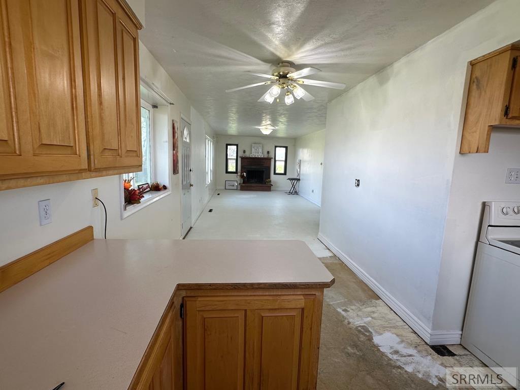 499 N 400 E Property Photo 10