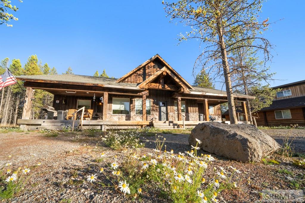 3770 Arctic Fox Drive Property Photo 8