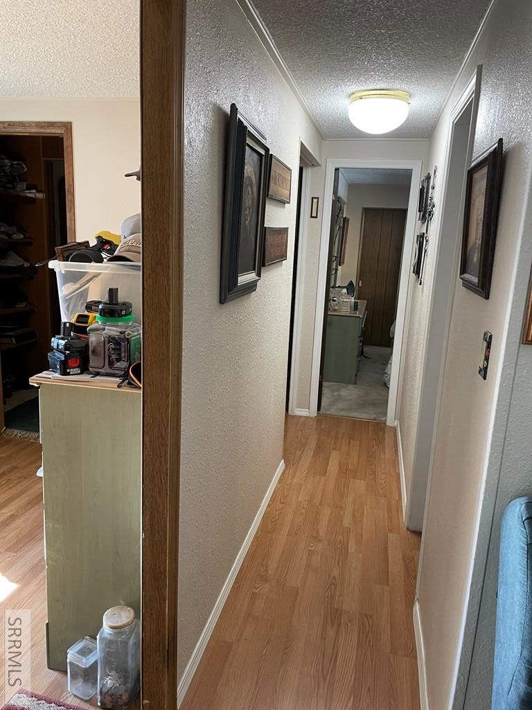240 E Valley Avenue Property Photo 13