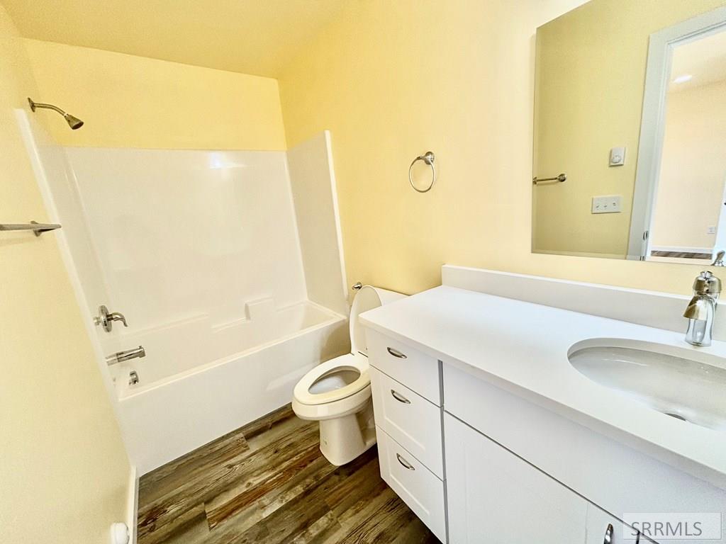 114 Neyman Street Property Photo 6