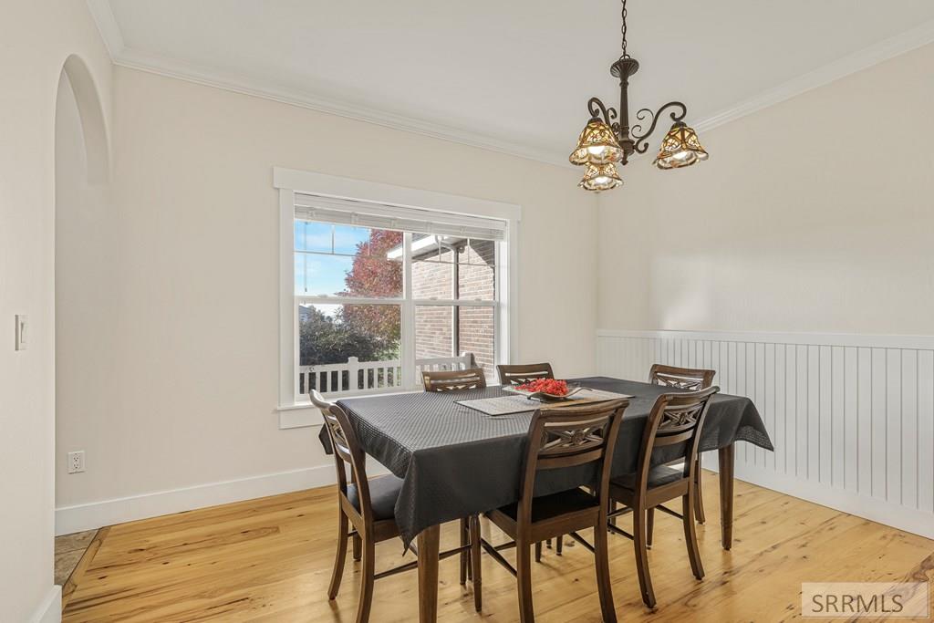 4389 E 278 N Property Photo 14