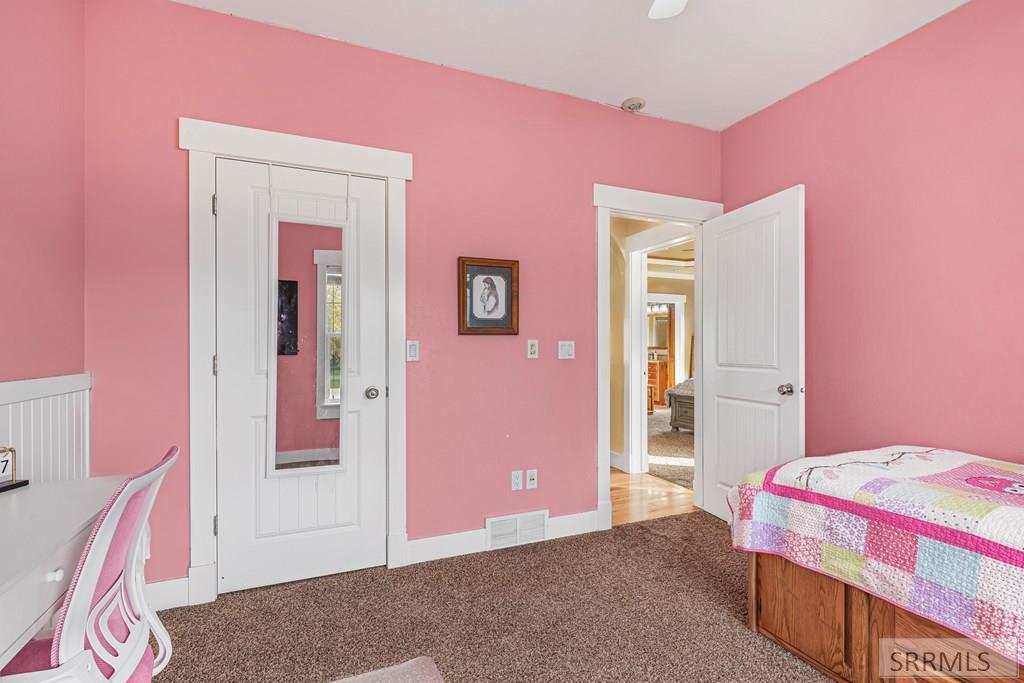 4389 E 278 N Property Photo 30