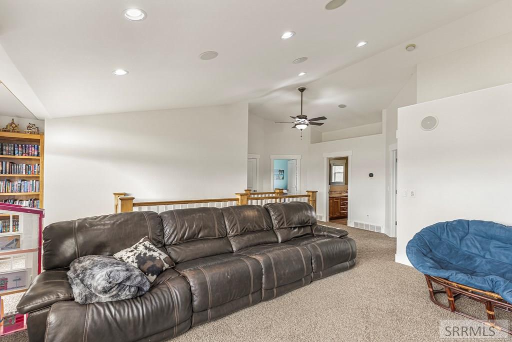 4389 E 278 N Property Photo 36