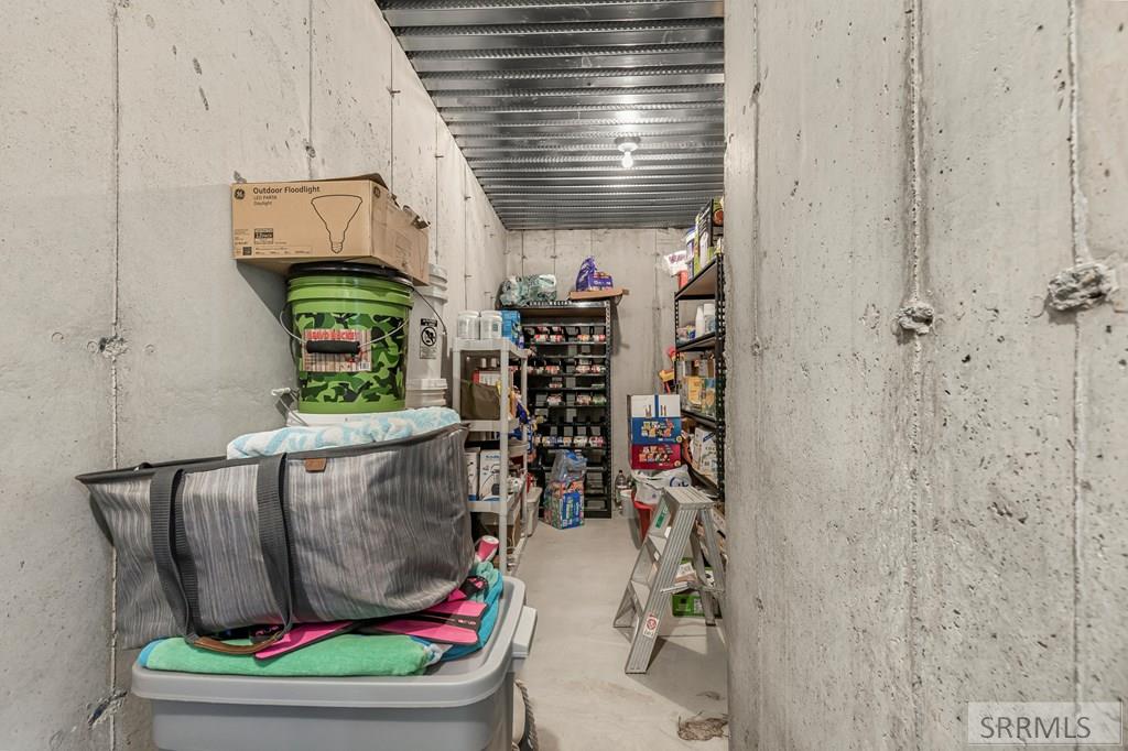 4389 E 278 N Property Photo 61
