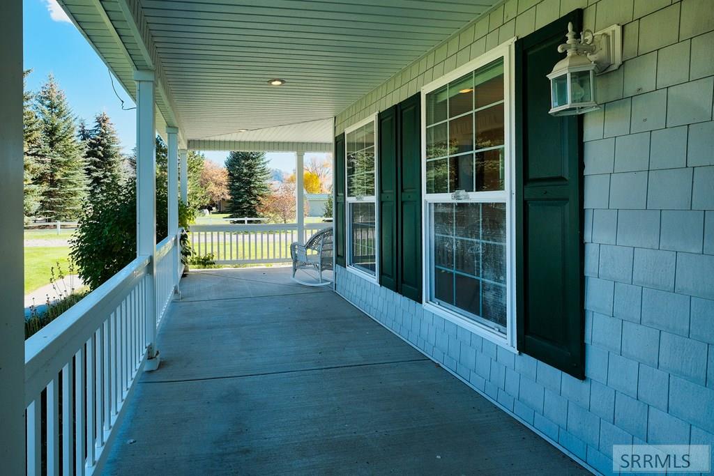 204 Riverwood Drive Property Photo 27
