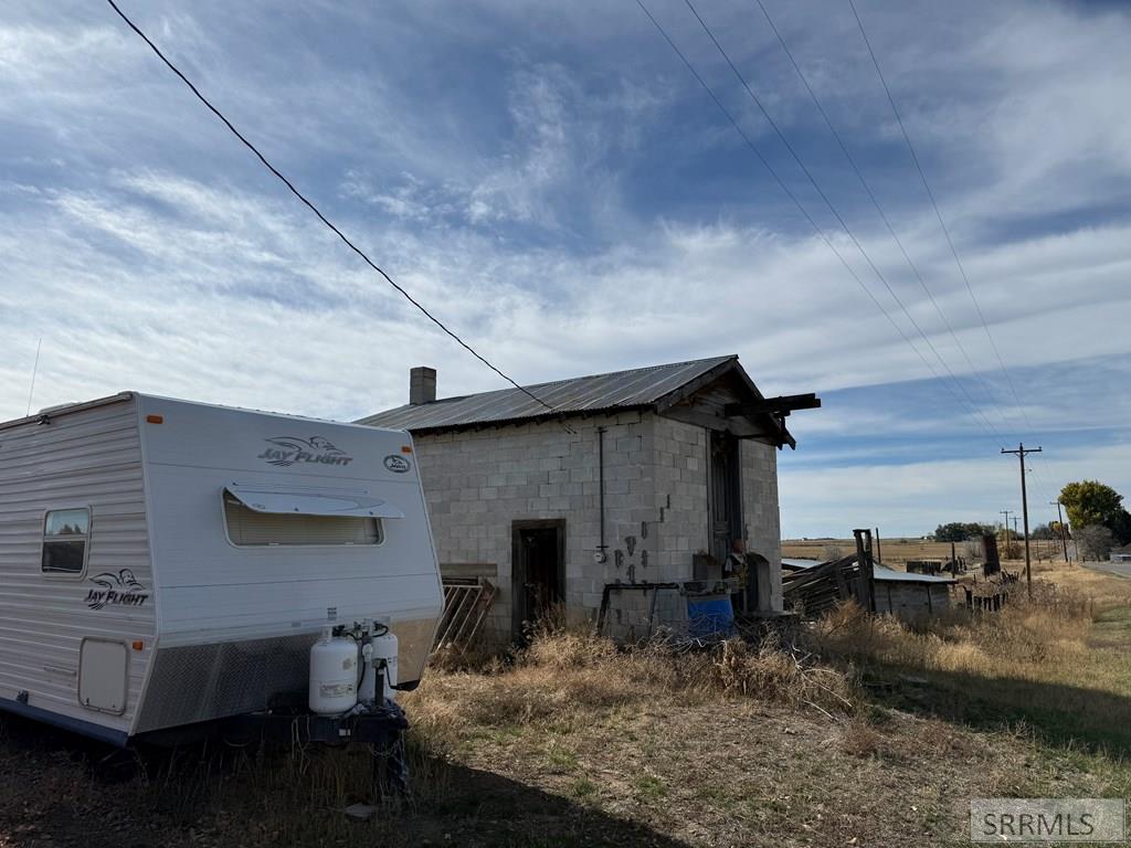 1225 E 800 N Property Photo 23