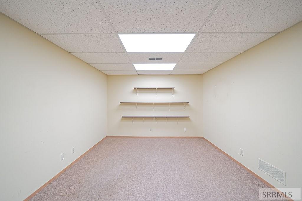 1740 E 17th Street Property Photo 52