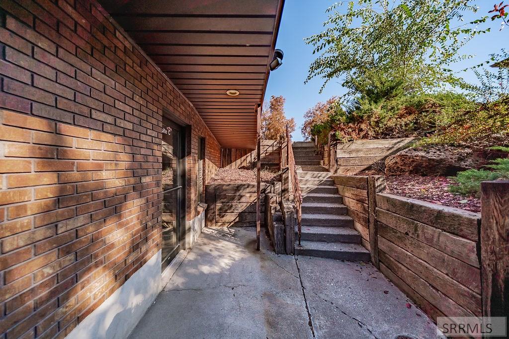 1740 E 17th Street Property Photo 84