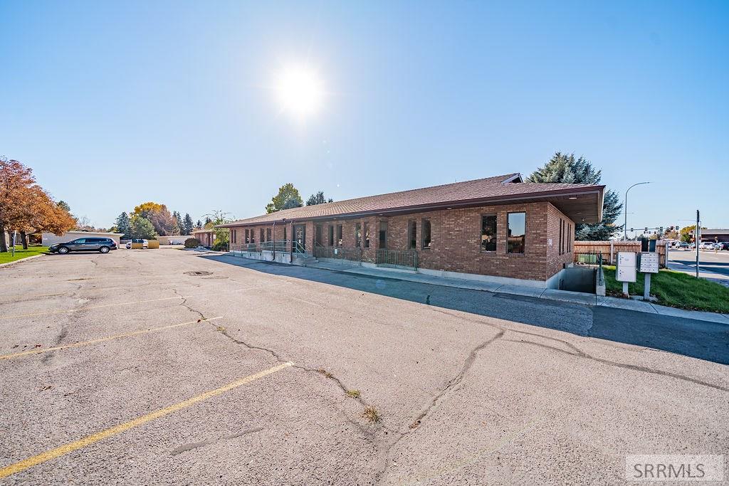 1740 E 17th Street Property Photo 86