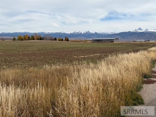 2255 S 5000 W Property Photo 18