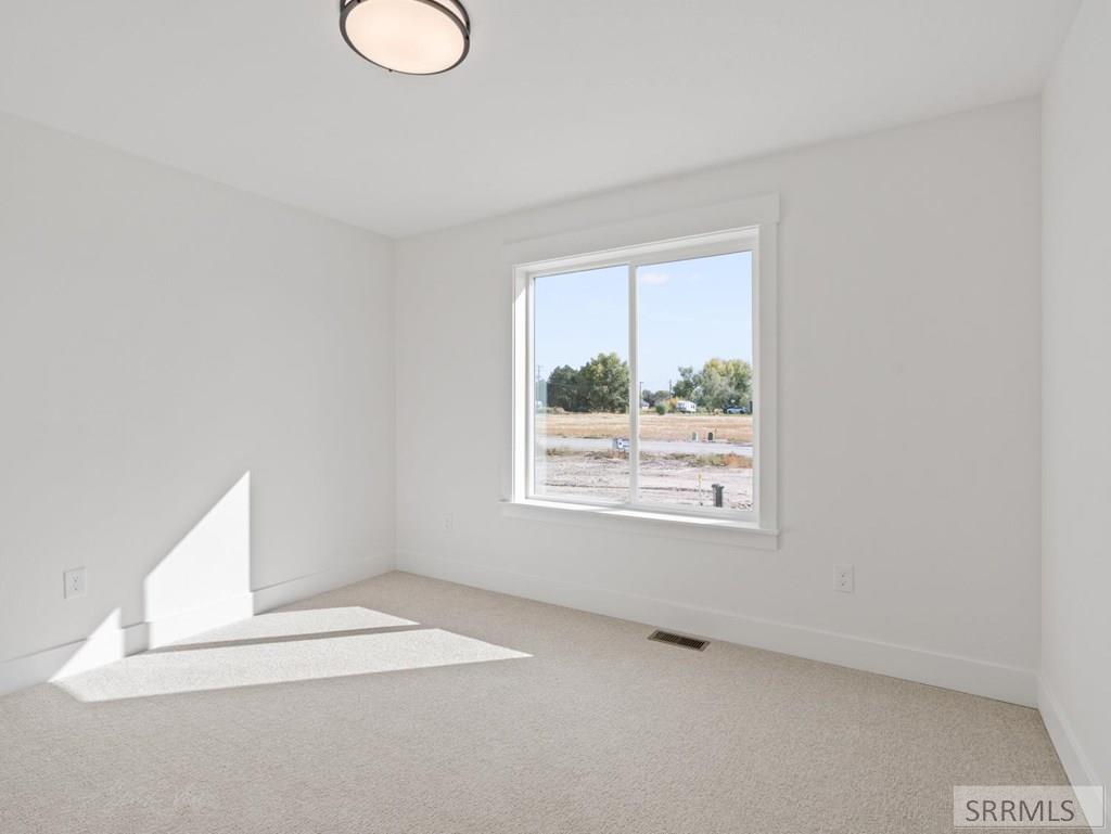 304 W 320 N Property Photo 13