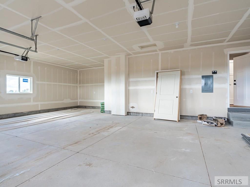 304 W 320 N Property Photo 46