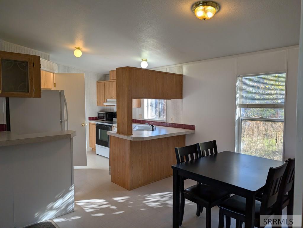 79 S Railroad Avenue Property Photo 11