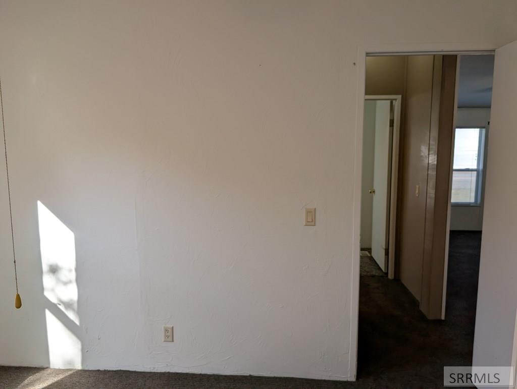 79 S Railroad Avenue Property Photo 21