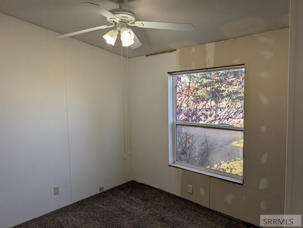 79 S Railroad Avenue Property Photo 26