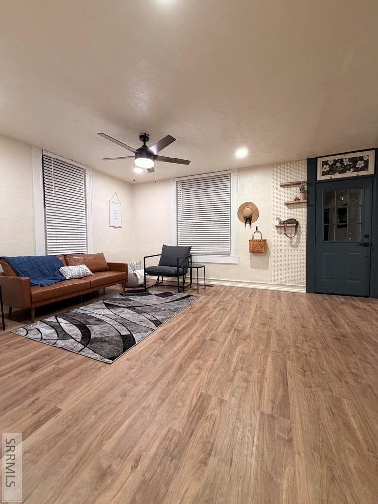 656 W Lander Street Property Photo 12