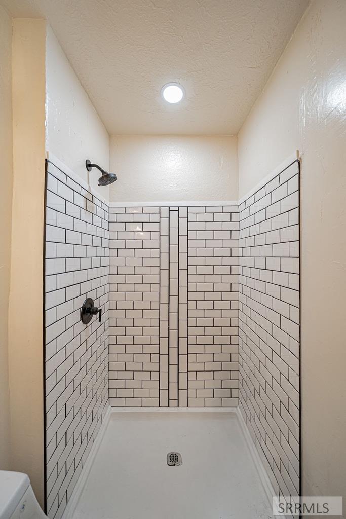 656 W Lander Street Property Photo 27