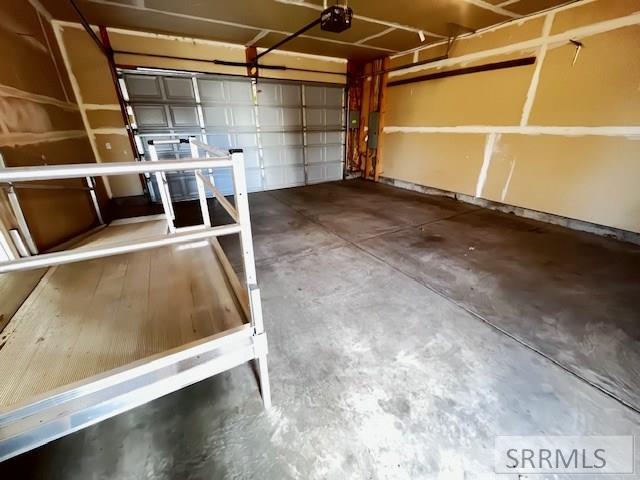 1673 N Avon Lane Property Photo 15