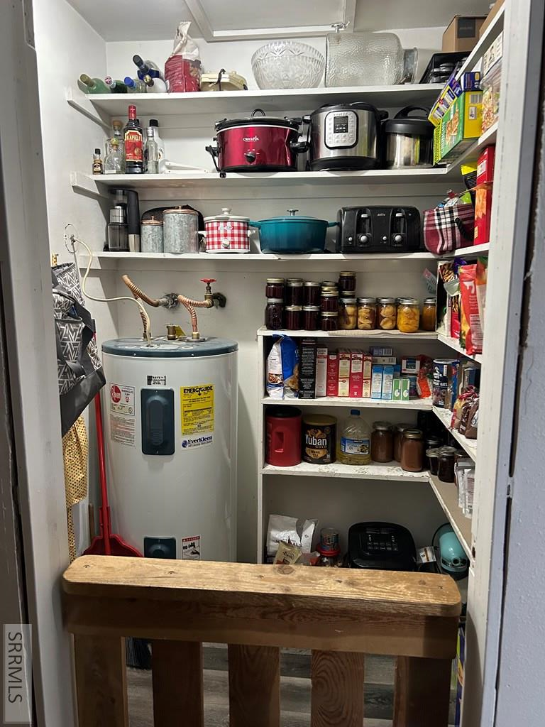 13 W Bannock Road Property Photo 8