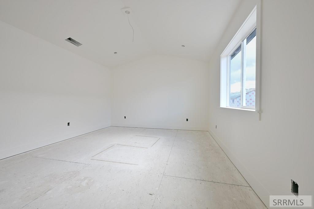 4568 Koa Court Property Photo 5