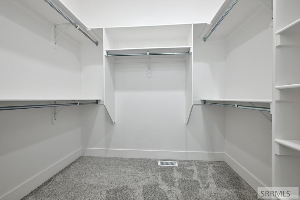 3190 Peacock Lane Property Photo 8