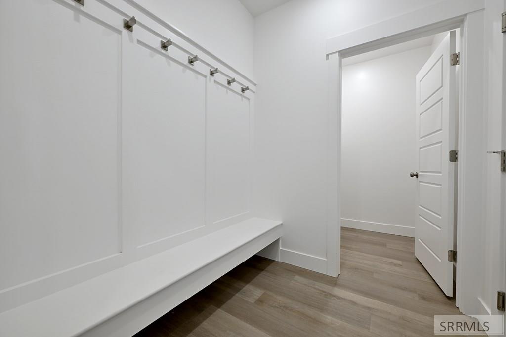 3190 Peacock Lane Property Photo 11