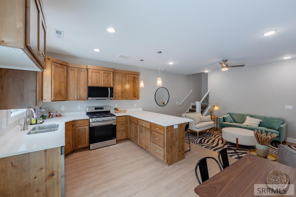 2393 Caddis Way Property Photo 7